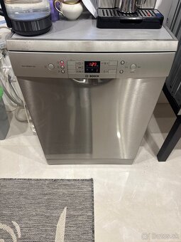 Predám umývačku riadu Bosh - 2