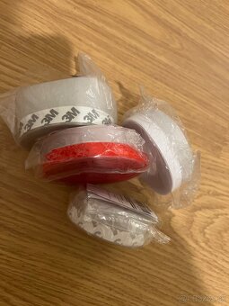 Silikónová paska na nalepením pod dvere alebo na boh dverí a - 2