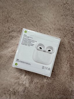 Apple AirPods 3 with MagSafe Case - 2
