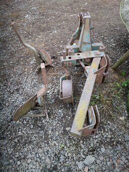 Predám pluhy obracajky dvojky. - 2