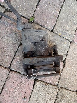 Zadne brzdice Volvo v60 - 2