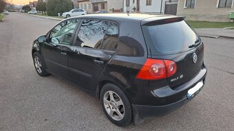 Volkswagen Golf 5 - 2