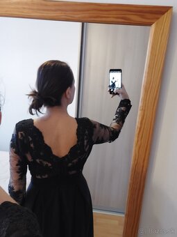 Plesove saty cierne 40-42 - 2