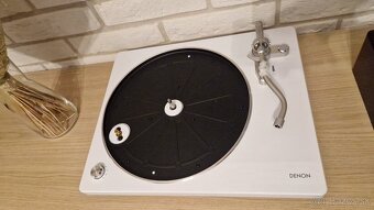 Novy gramafon Denon DP-400 - 2