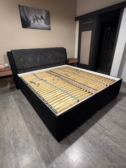 Manželská postel s roštami - 2