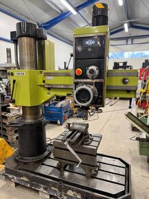 Radiální vrtačka VO 32 + kostka + svěrák - 2