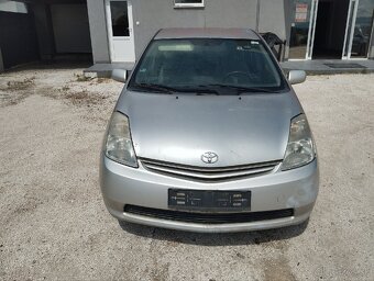 Toyota Prius Hybrid Rozpredám - 2