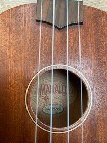 Predám ukulele Mahalo u320c - 2