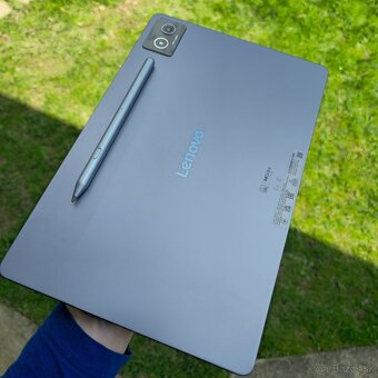 Lenovo IdeaTab PRO - 2