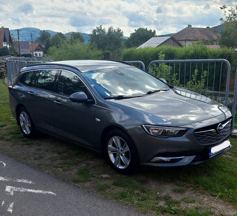 INSIGNIA Sports Tourer 2,0CDTi 170k - 2