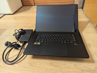 ASUS ProArt P16 4K Oled AMD AI 9 32GB 2TB Nvidia 4070 - 2