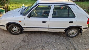 Škoda Felícia lx benzin - 2