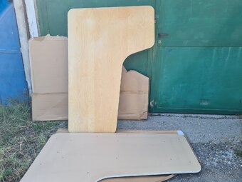 Rohovy stol ikea - 2