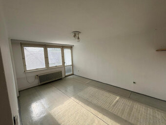 Byt 3 izbový, 90m2 s garážou, tiché prostredie - 2