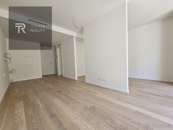EXKLUZÍVNY 1,5 izbový byt v projekte VYDRICA - 2