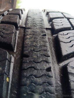 Predám zimné gumy na diskoch 175/70 R14 - 2