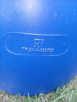 Plastové sudy 55 a 220L potravinárske - 2
