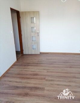 Na prenájom 2-izbový byt s balkónom v meste Nové Zámky - 2