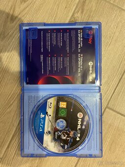 Predám hru NHL 24 na ps4 - 2