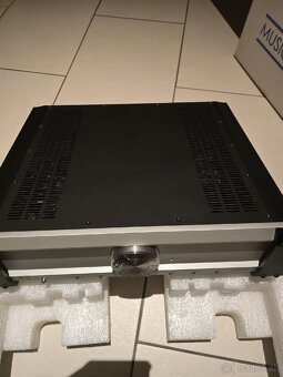 Musical Fidelity A5 - 2