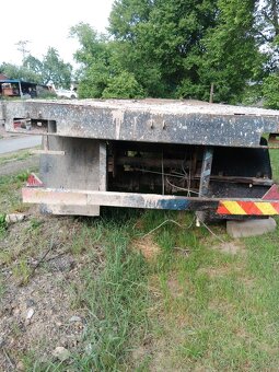 Vlek velký s točnici 7. 2,4M - 2