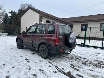 Suzuki Grand Vitara 2.0 TD 4x4 - 2