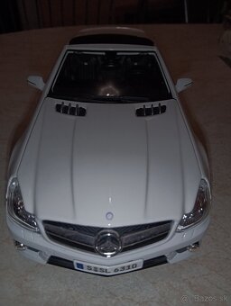 Predám Mercedes SL 63 Amg - 2