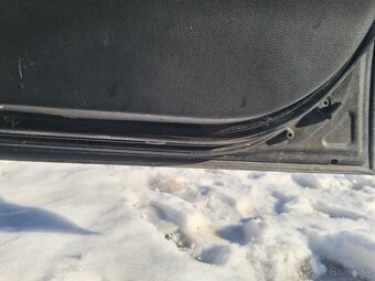 Pravé predné dvere BMW E90 - 2