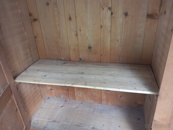 Predám 100rocnu skriňu - 2