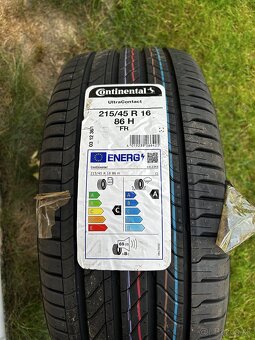 Pneumatiky Continental UltraContact 215/45 r16 - 2