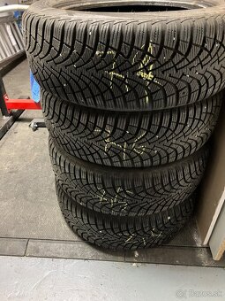 Zimné Goodyear Ultragrip 9 205/55 R16 91H - 2