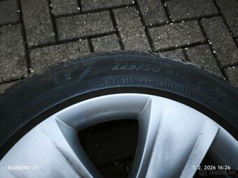 225/50 r17 - 2