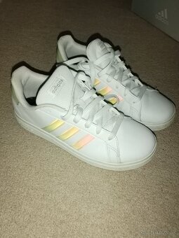 Tenisky adidas 37 - 2