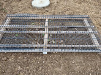 Podhrabove dosky, pletivo 125cm, sponkovacie klieste, spony - 2