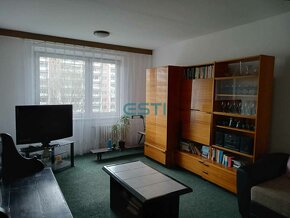 Veľký 2-izbový byt s balkónom - Žilina VLČINCE - 2