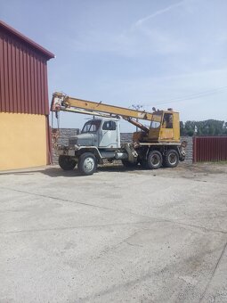 Žeriav V3S - 2