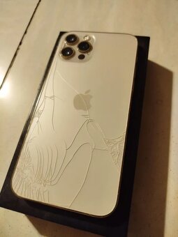 Predám Iphone 12 Pro 128GB - 2