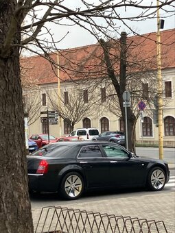 Predam Chrysler 300 c - 2