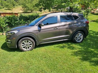 Hyundai Tucson - 2