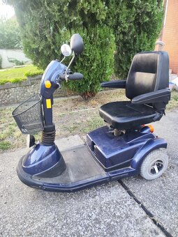 Invalidný elektrický vozík - 2