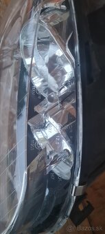 Predám predné svetlo Audi A4 B7 - 2