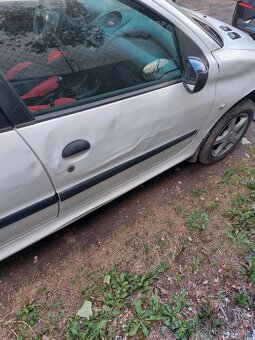 Peugeot 206 - 2