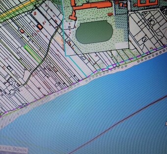 Ponúkame na predaj pozemok na Božom kopci v Štúrove - 2