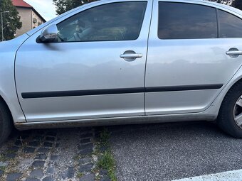 Škoda oktavia 2 1.6 MPI - 2