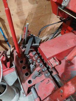 Prezuvačka na nakladne auta corghi - 2