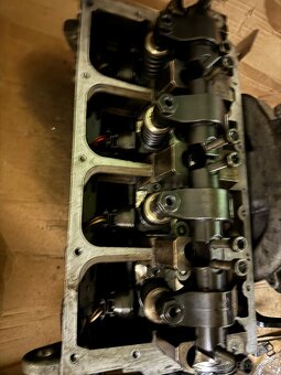 Hlava motora bmm škoda octavia 103kw - 2