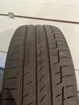 235/55 R19 continental - 2
