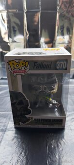 Fallout 76 pop figurky + kniha - 2