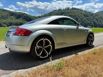 Audi TT 1.8 quattro - 2