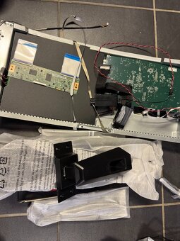 LCD monitor Philips B34B1 diely - 2